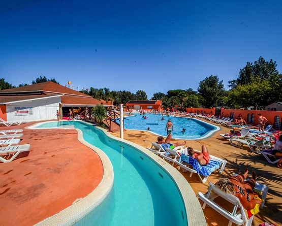 Camping piscine Languedoc Rousillon